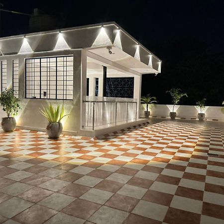 La Tamara Suite - Tie Hotels & Resorts Pondicherry Exteriör bild